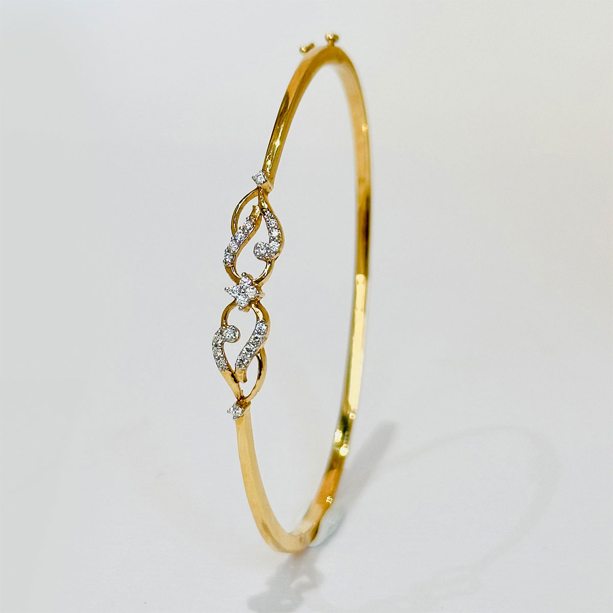 18706 - N Gopaldaas Jewellers